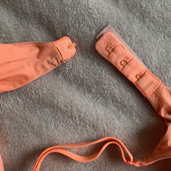 Victoria’s Secret T-Shirt Bra - Picture 6 of 6